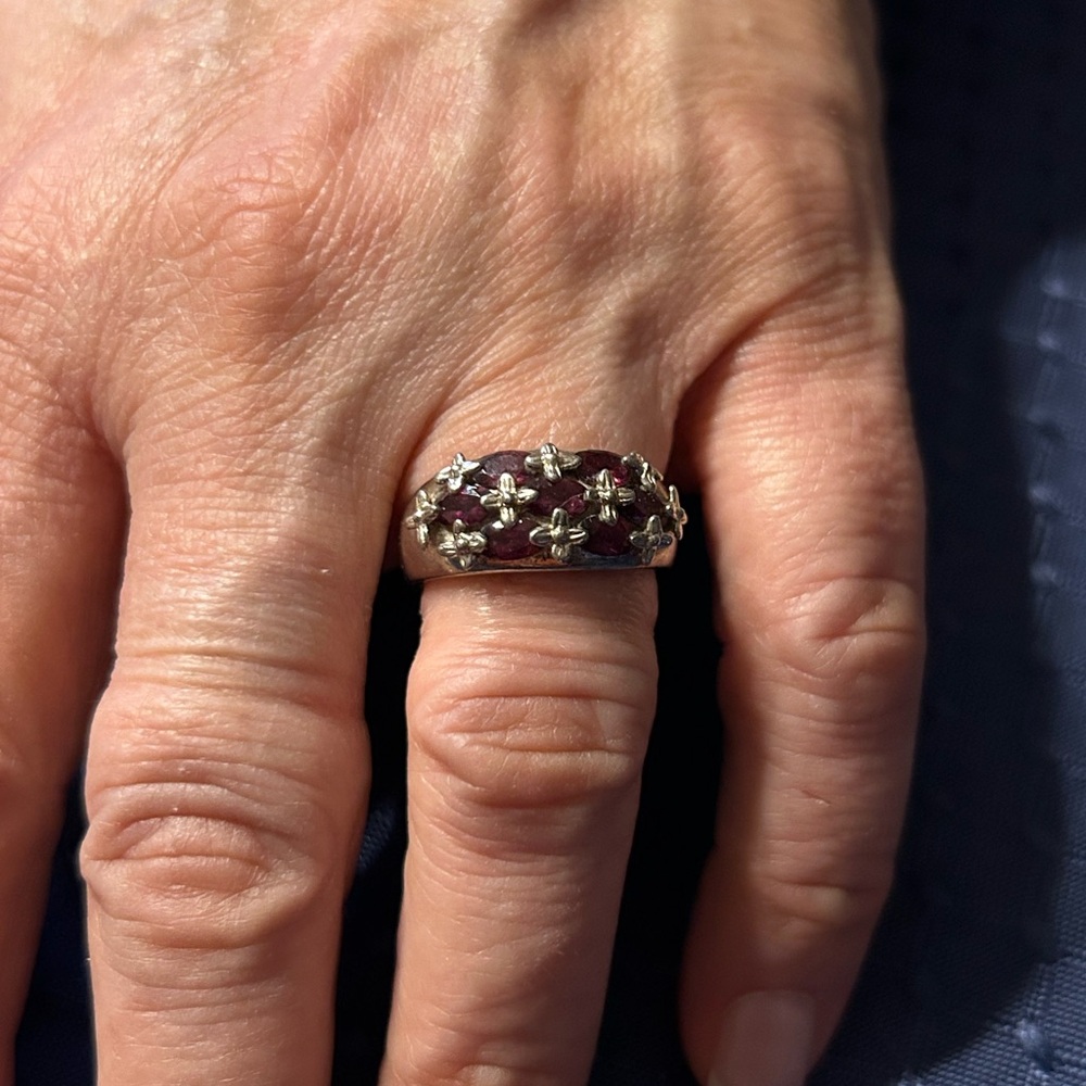Elegant Garnet and Sterling Silver Women's Ring